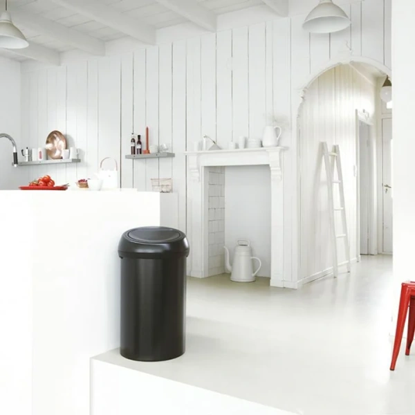 Мусорное ведро Brabantia Touch Bin 128981 30 л, черное, с эффектом минерального напыления