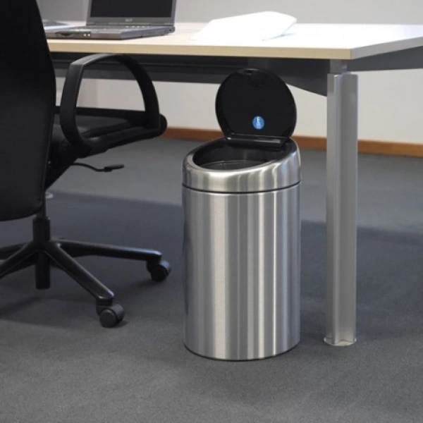 Мусорное ведро 20л Brabantia Touch Bin 415920